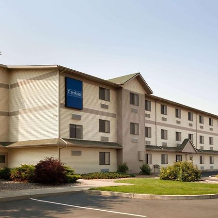 Travelodge By Wyndham Гермістон Екстер'єр фото